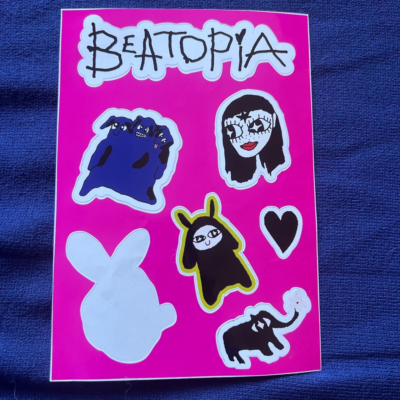 beabadoobee on X: sick new beatopia knitwear by Annie Hall