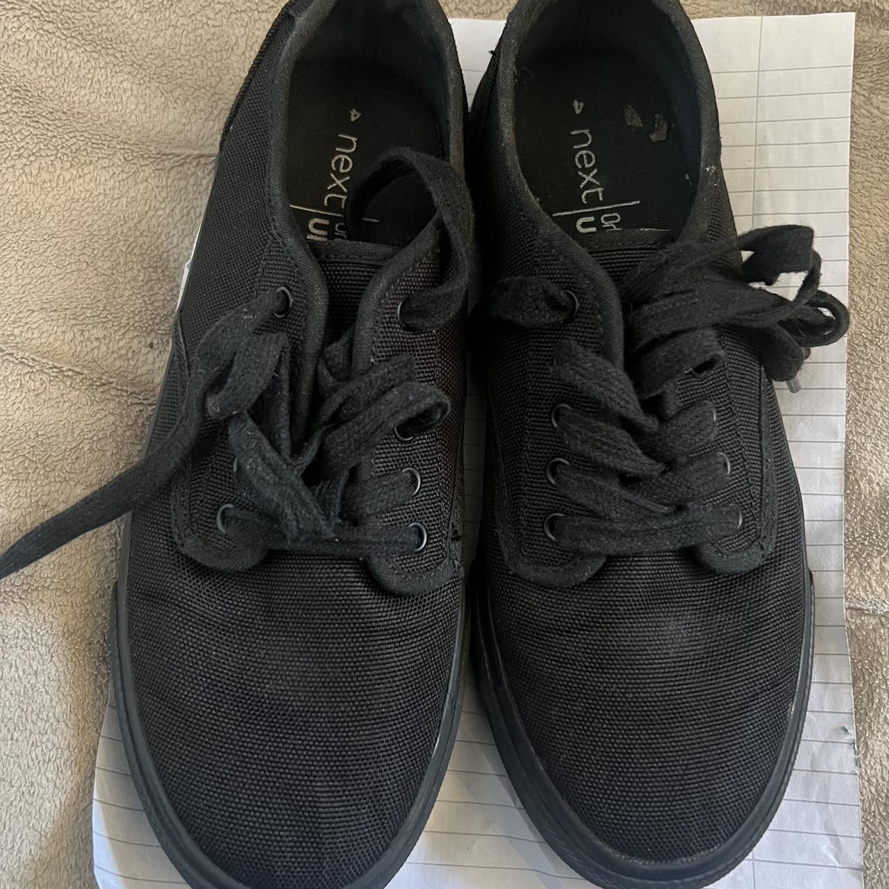 Size 4 black school on sale shoes