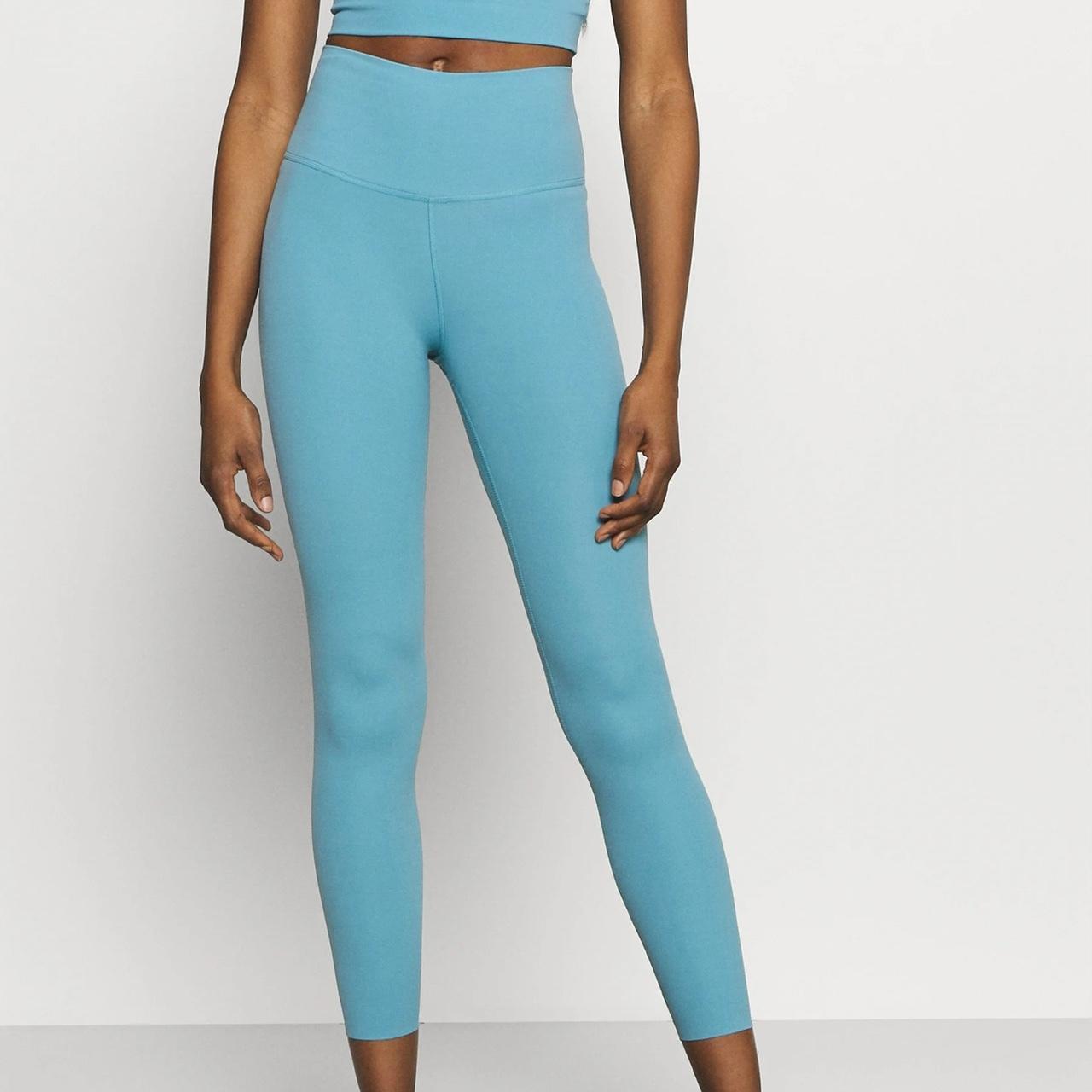 Nike Women's Blue Leggings Depop