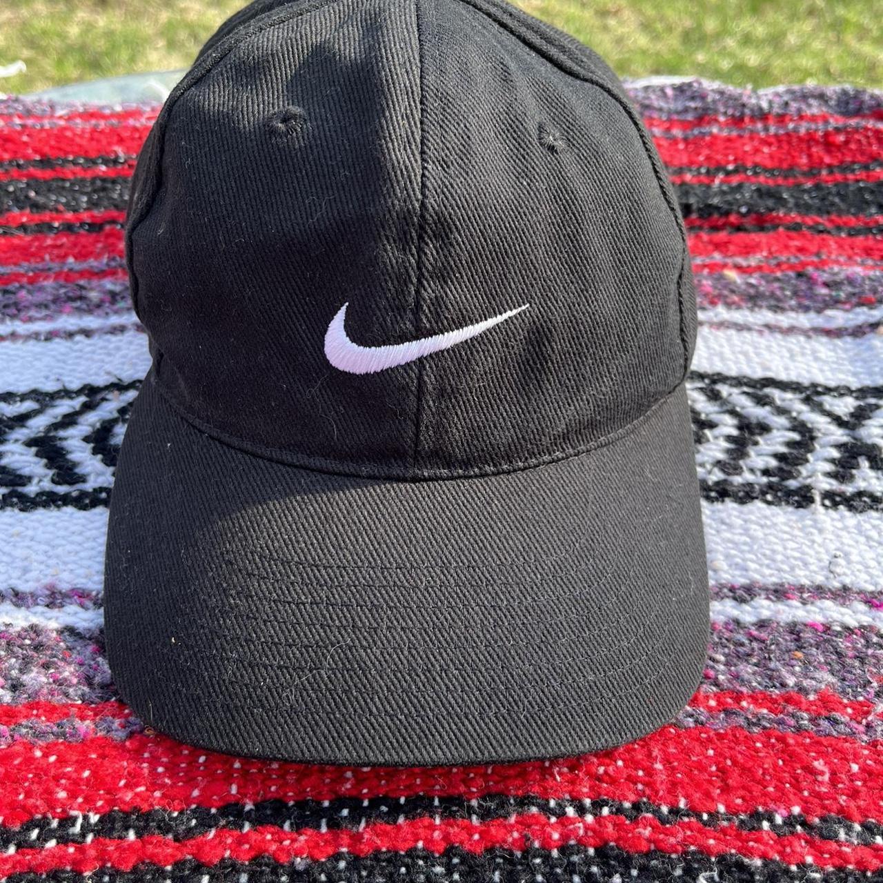 Nike Men's Black Hat | Depop