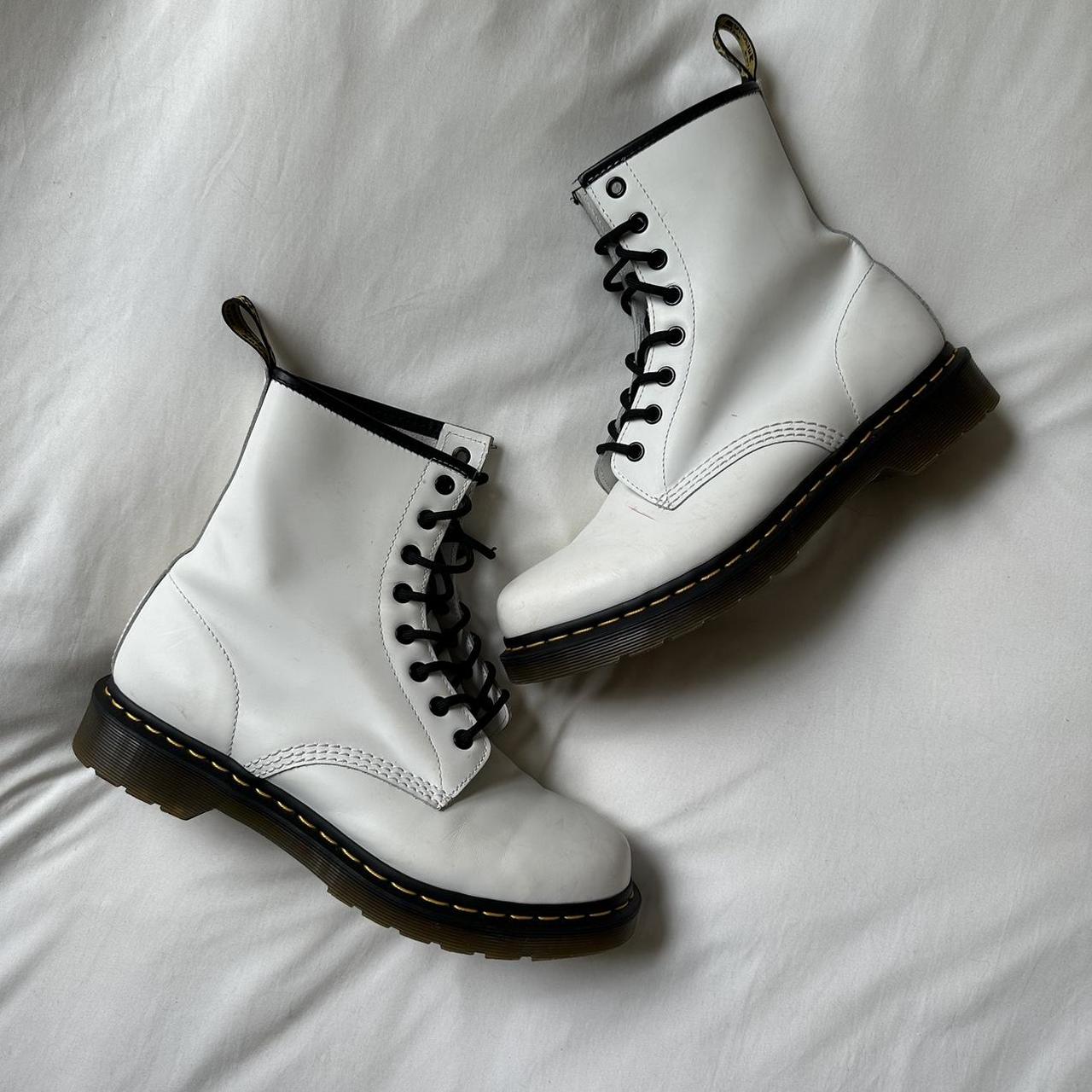 1460 white dr martens