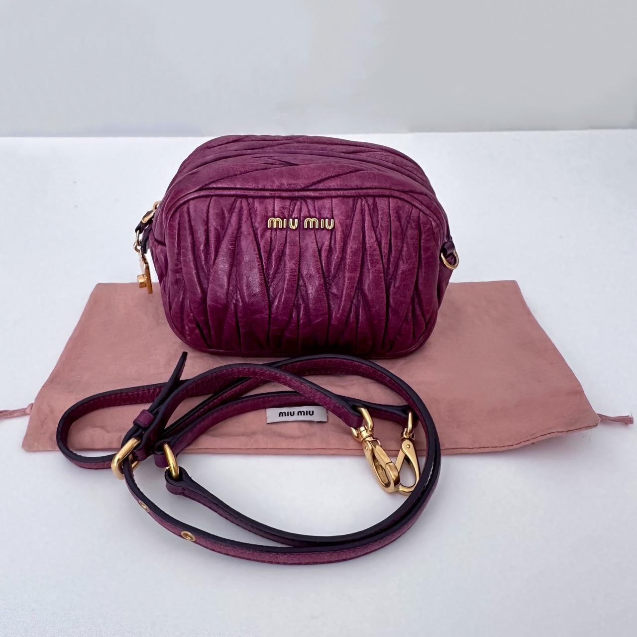 miu miu キルティングバッグ パープル MIU MIU Vitello Lux Matelasse Double Zip Shoulder Bag Viola