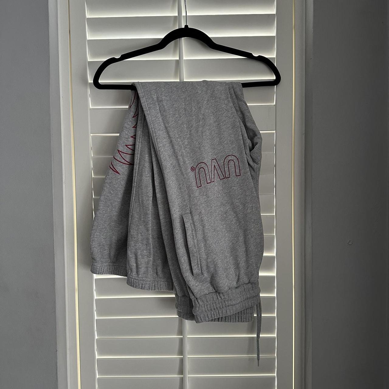 item listed by c9attire