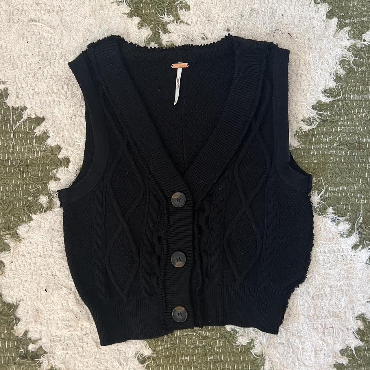 Free People Women's Black Cardigan | Depop