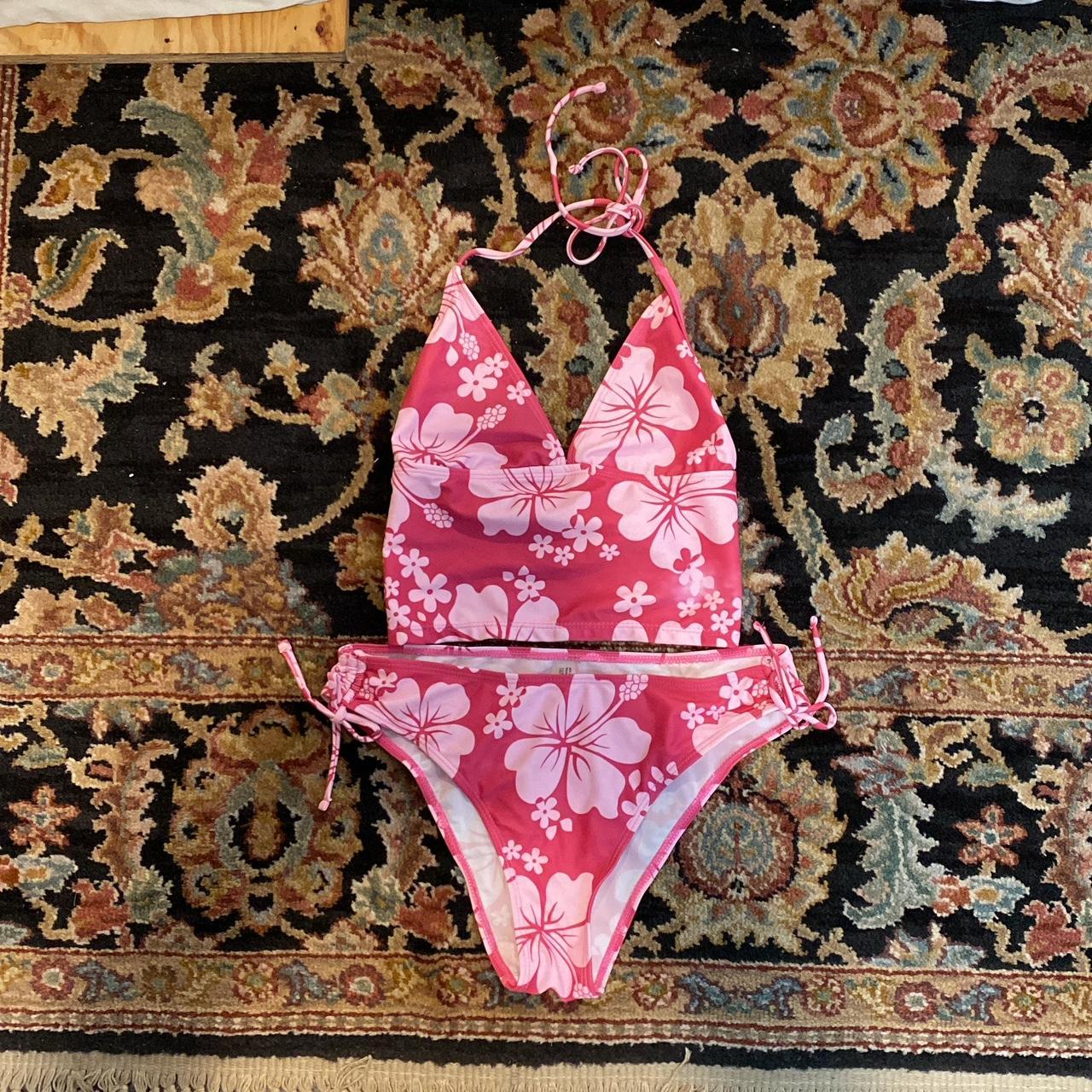 Women's Pink Bikinisandtankinisets Depop