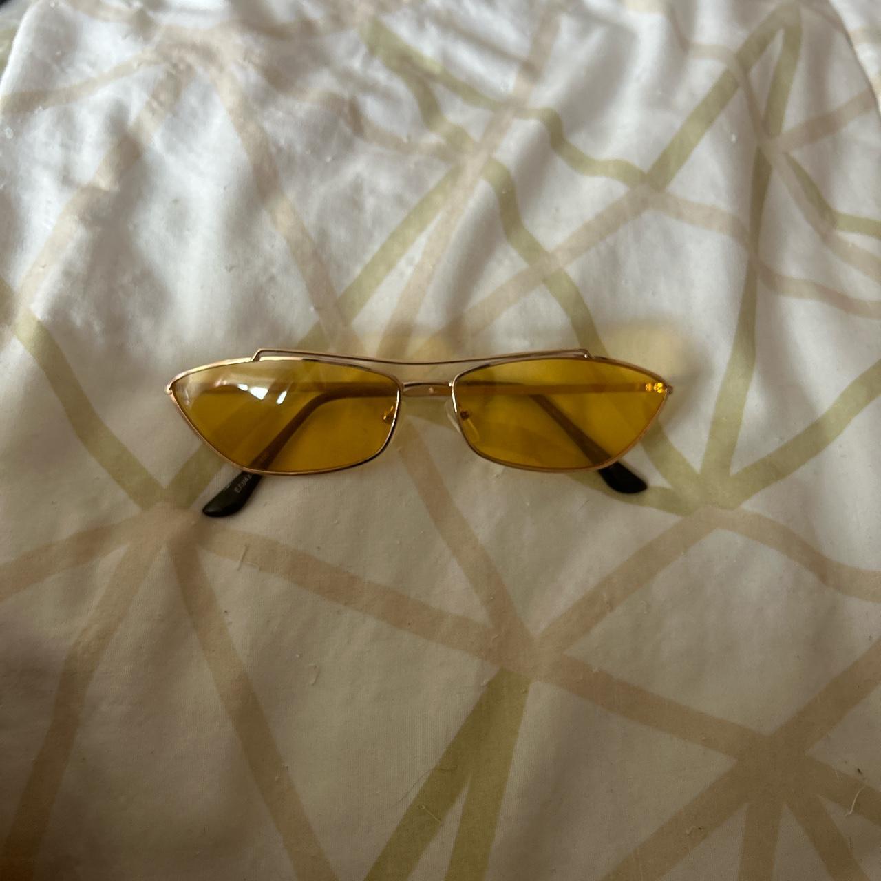 Adore Me Sunglasses- Yellow – The Difference Boutique