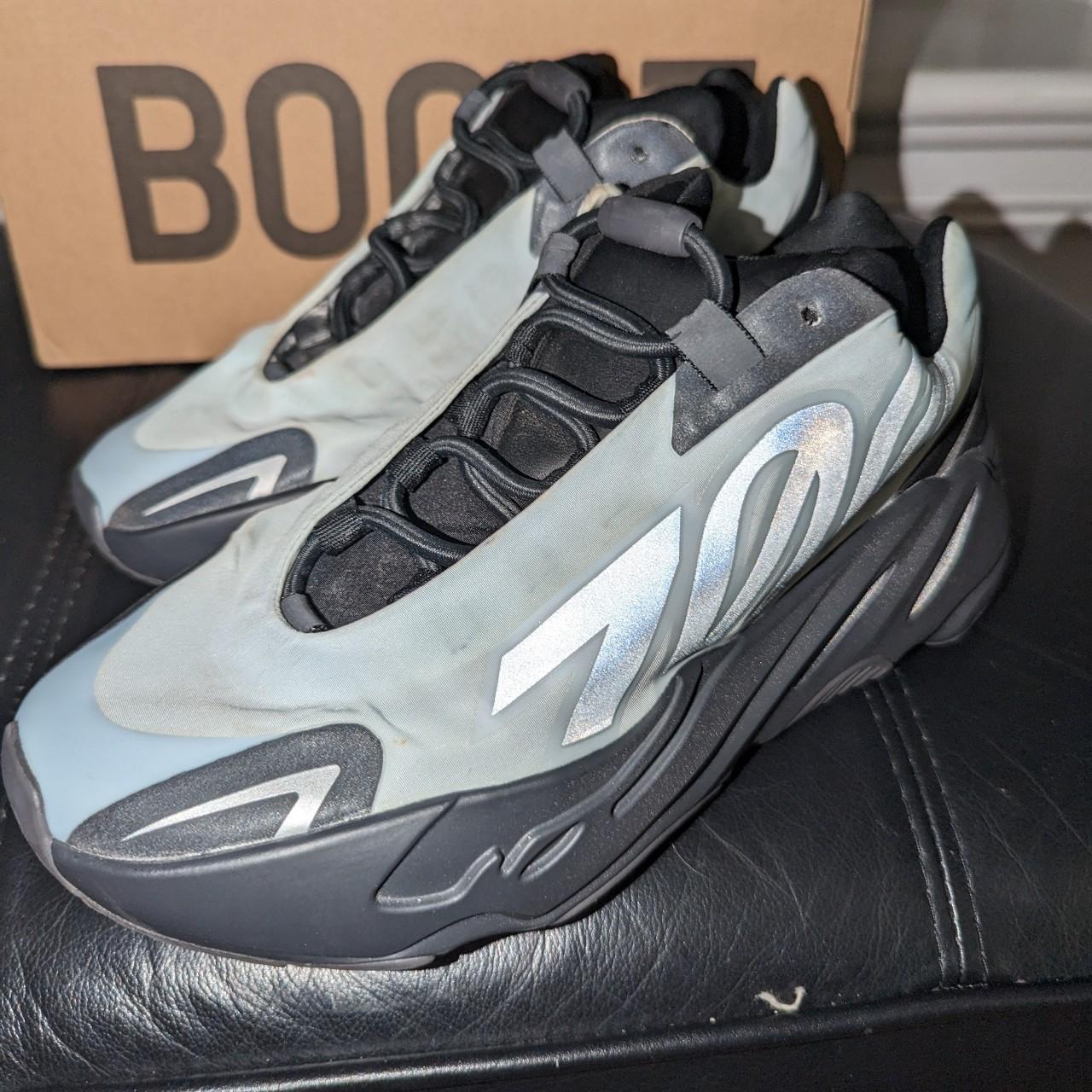 Yeezy 700 womens size 2024 5