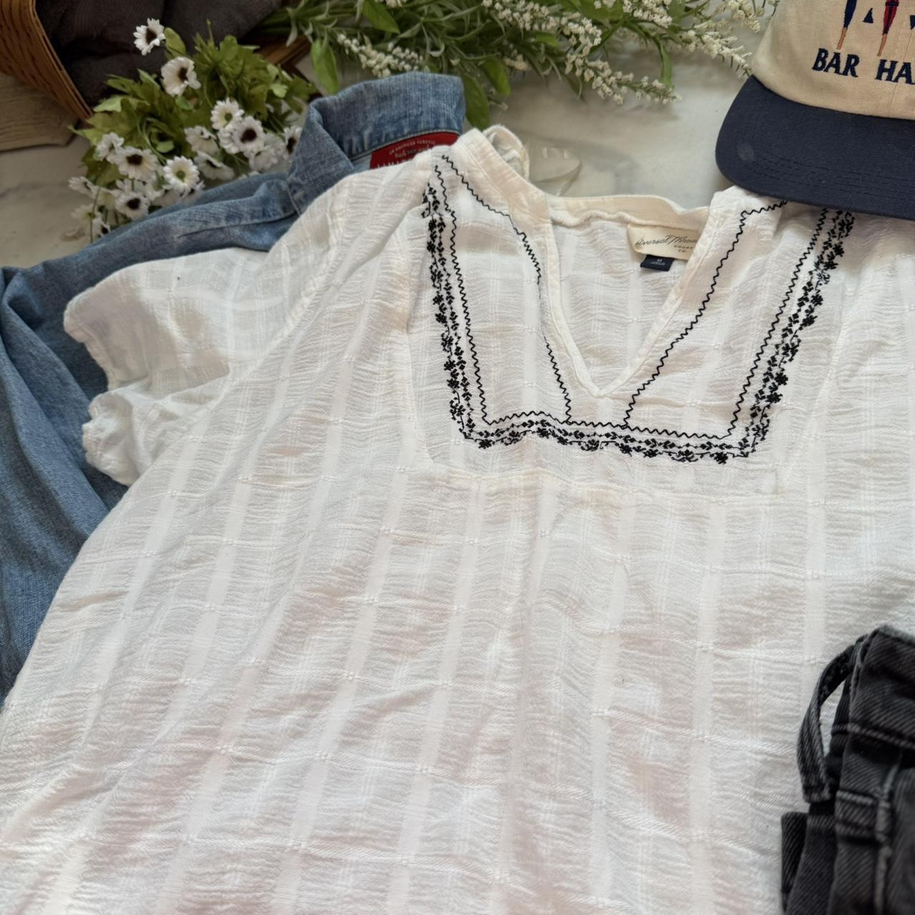 Universal Thread Women's Blouse - Multi/White - X… - image 2