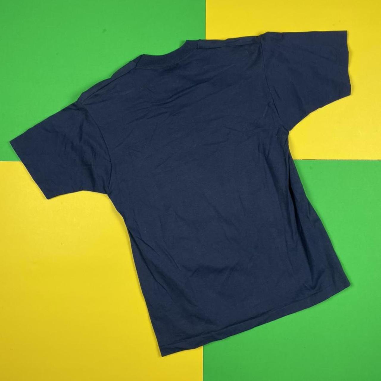 Reclaimed Vintage Men's Navy and Yellow T-shirt (4)