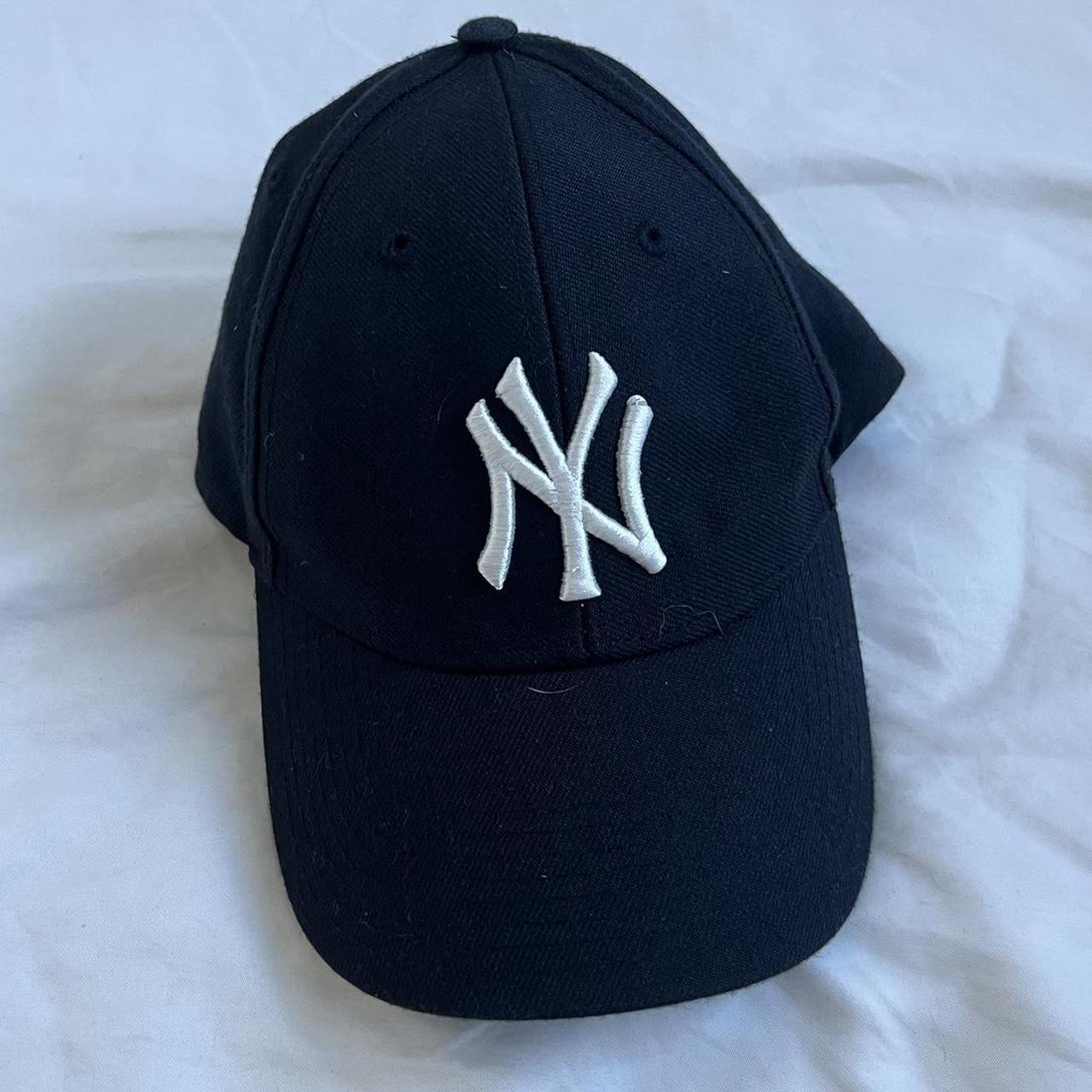 Navy Blue New York Baseball Hat! Women or - Depop