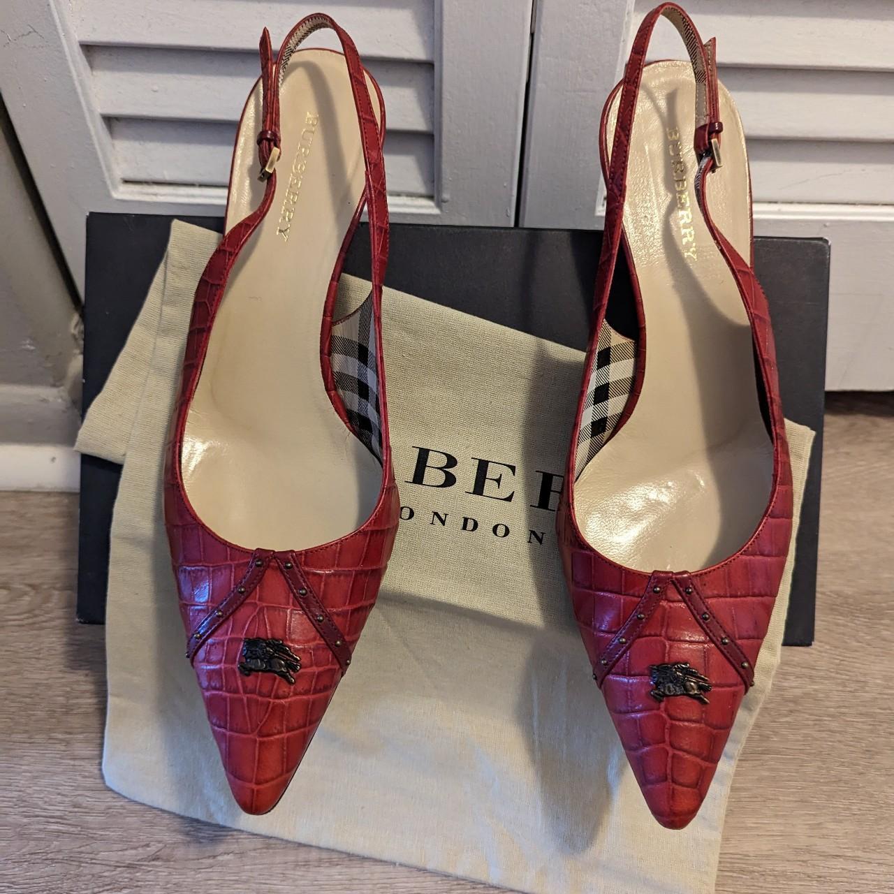 Burberry pumps on sale womens red