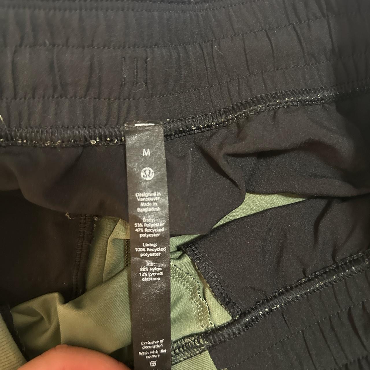 Lululemon ABC joggers size M, Small snag on front