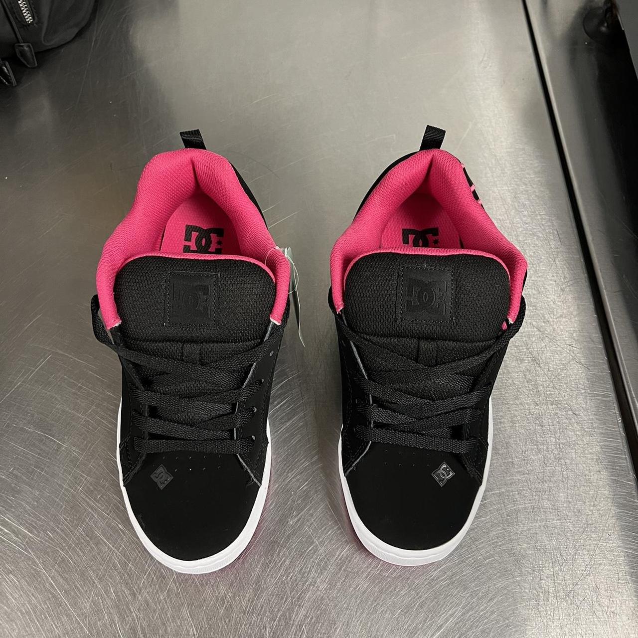 DC Shoes Women's Black and Pink Trainers (2)