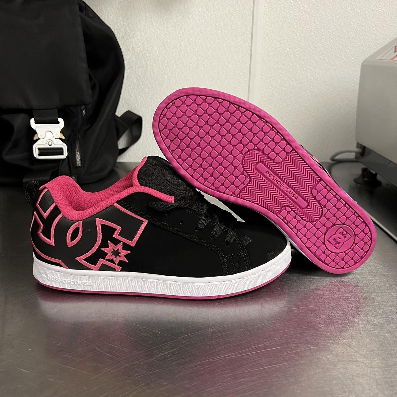 DC Shoes Women's Black and Pink Trainers (3)