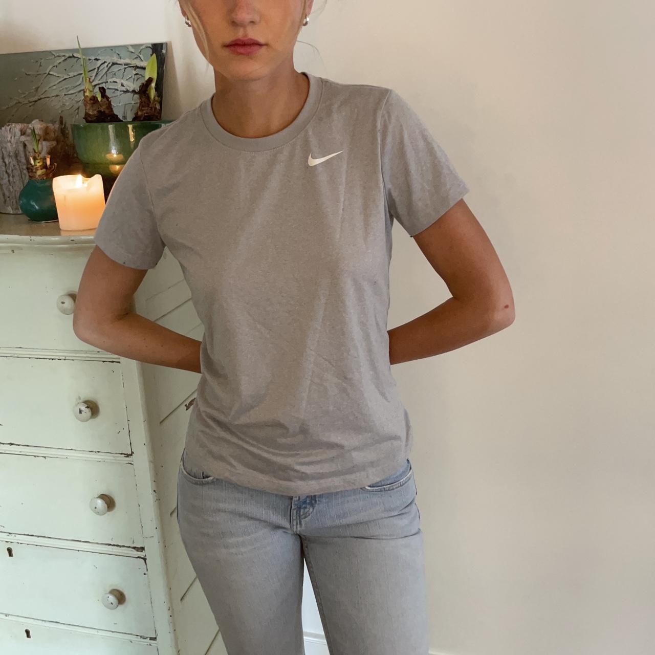 Nike Women's Grey and T-shirt | Depop
