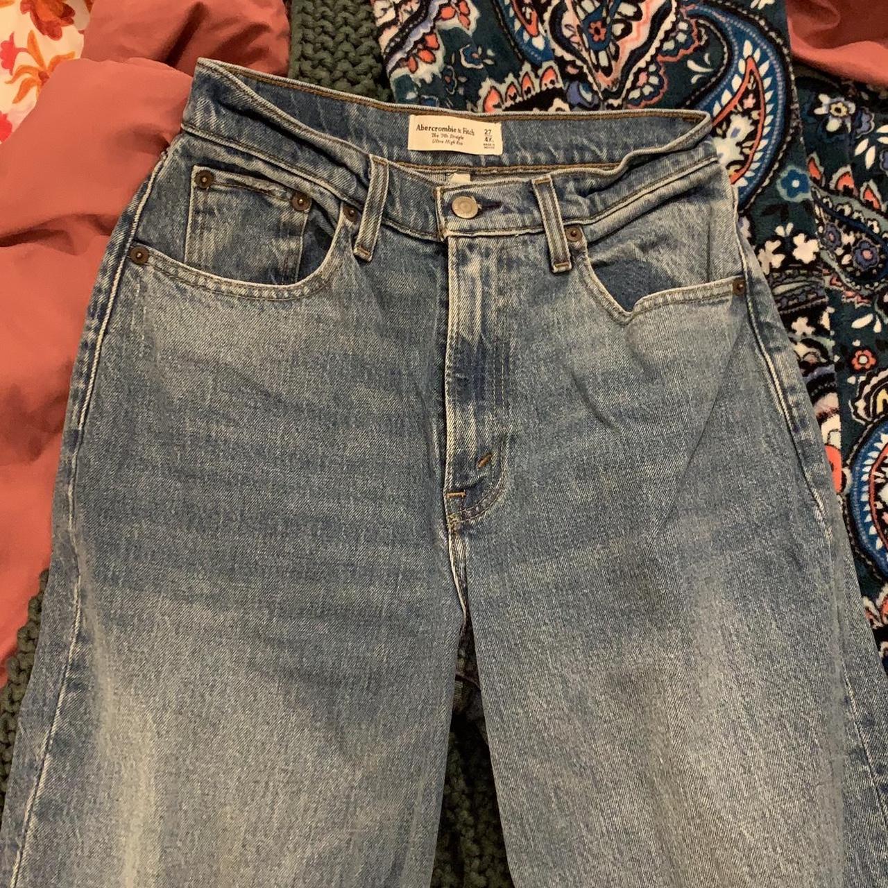 Abercrombie 90s Straight Ultra High Rise Jeans Worn - Depop