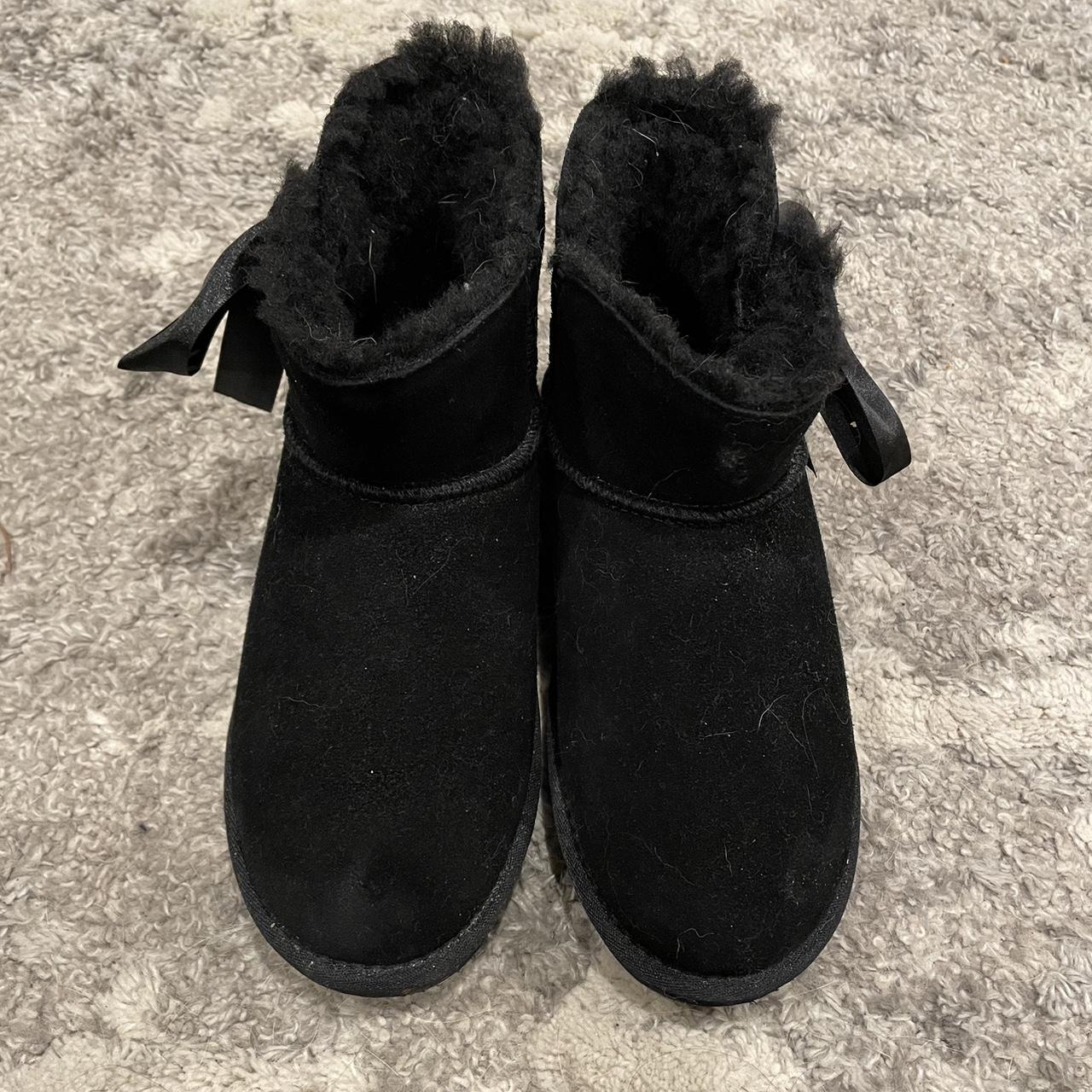 Bearpaw Women's Black Boots (2)