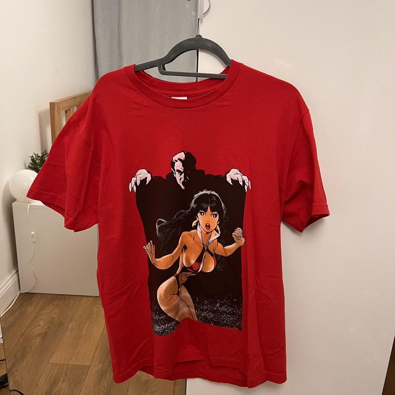 Supreme Women S T Shirt Depop