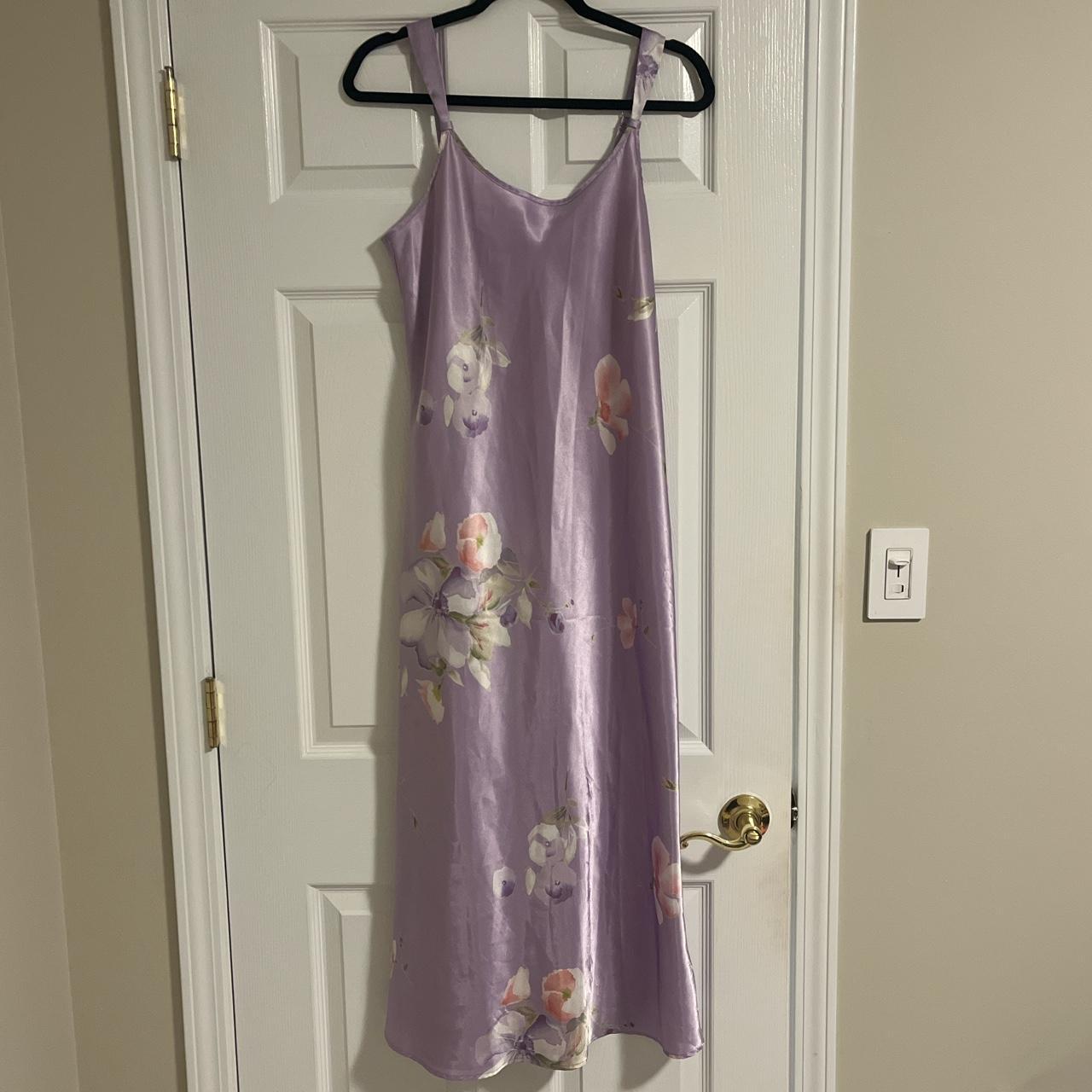 Lilac vintage slip dress • no size on tag, fits S/M - Depop
