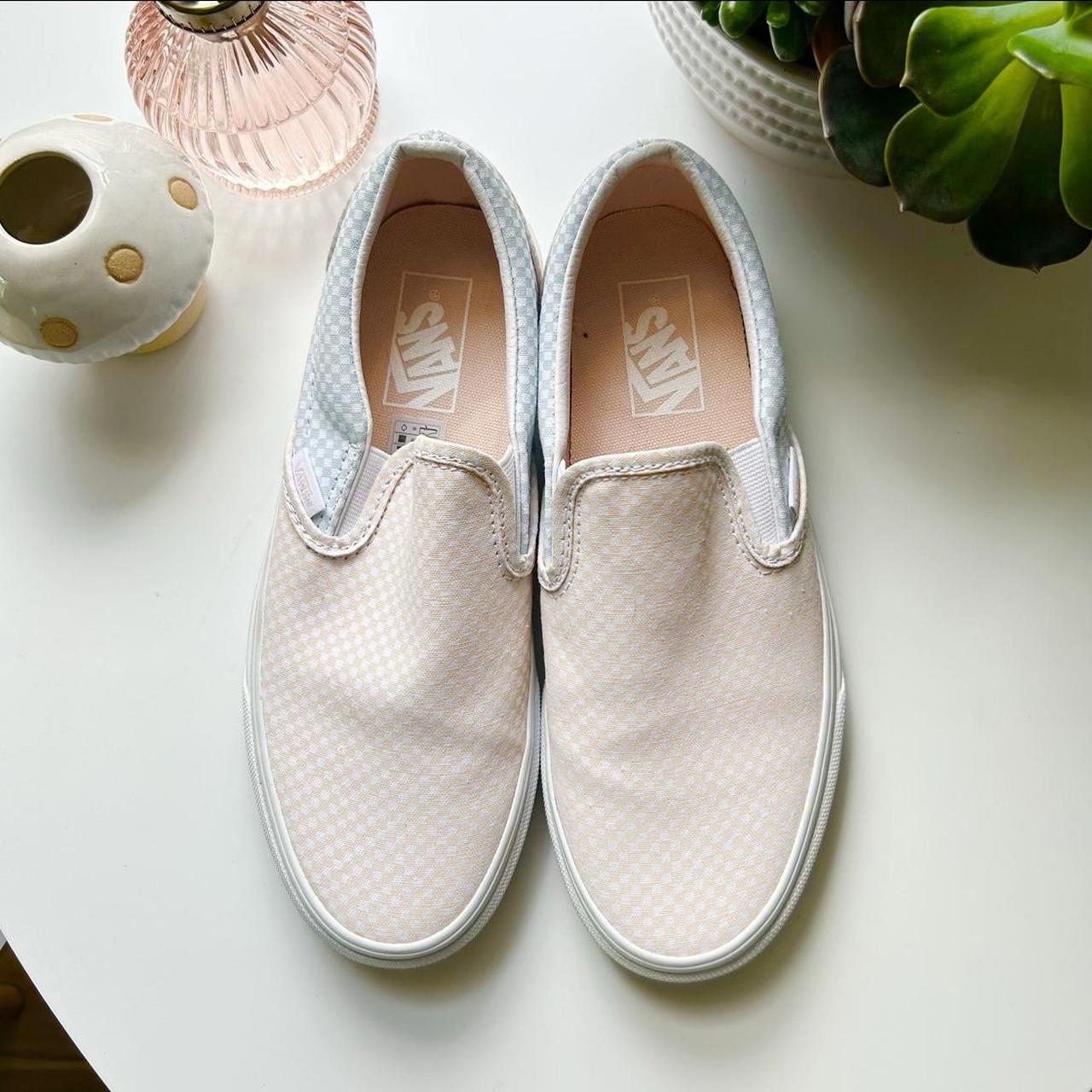 Slip on hot sale vans pastel