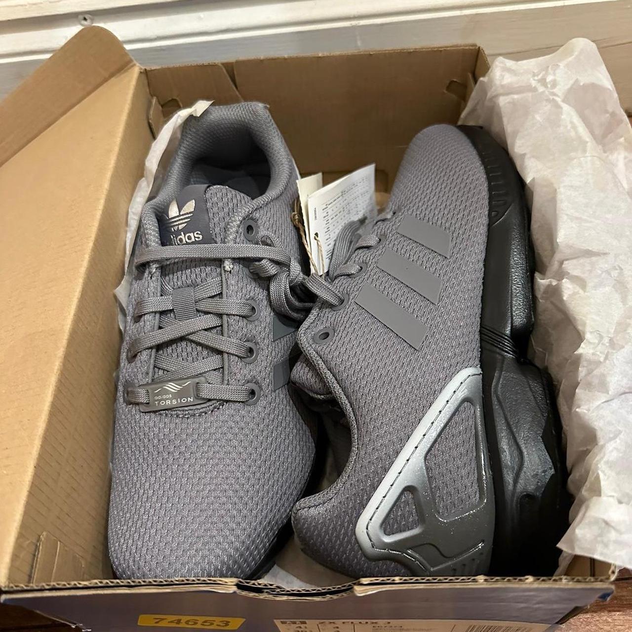 Adidas ZX flux Grey Size 4 Never been worn | Depop