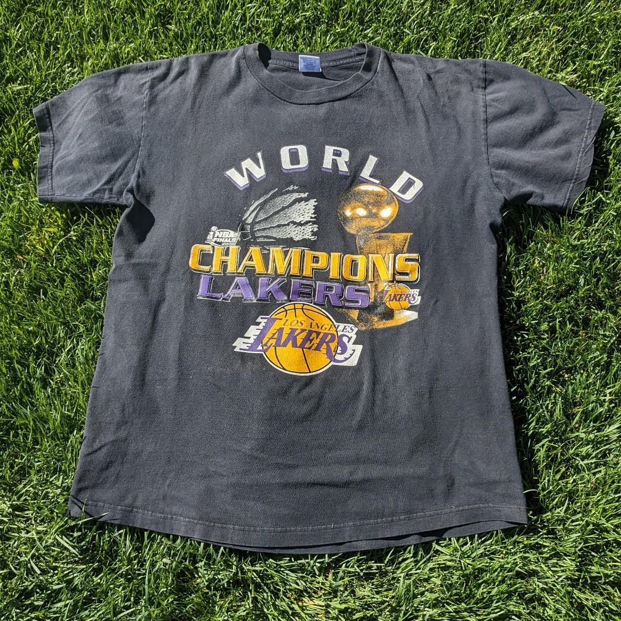 Vintage Los Angeles Lakers World Championships Graphic T Shirt