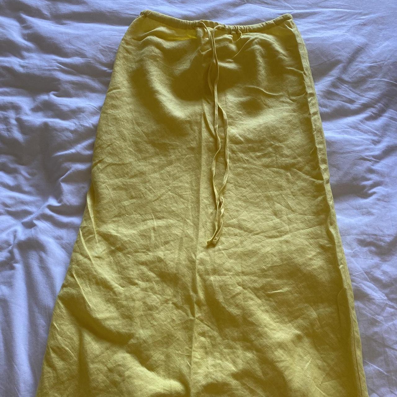 Venroy linen yellow midi skirt Perfect condition... - Depop