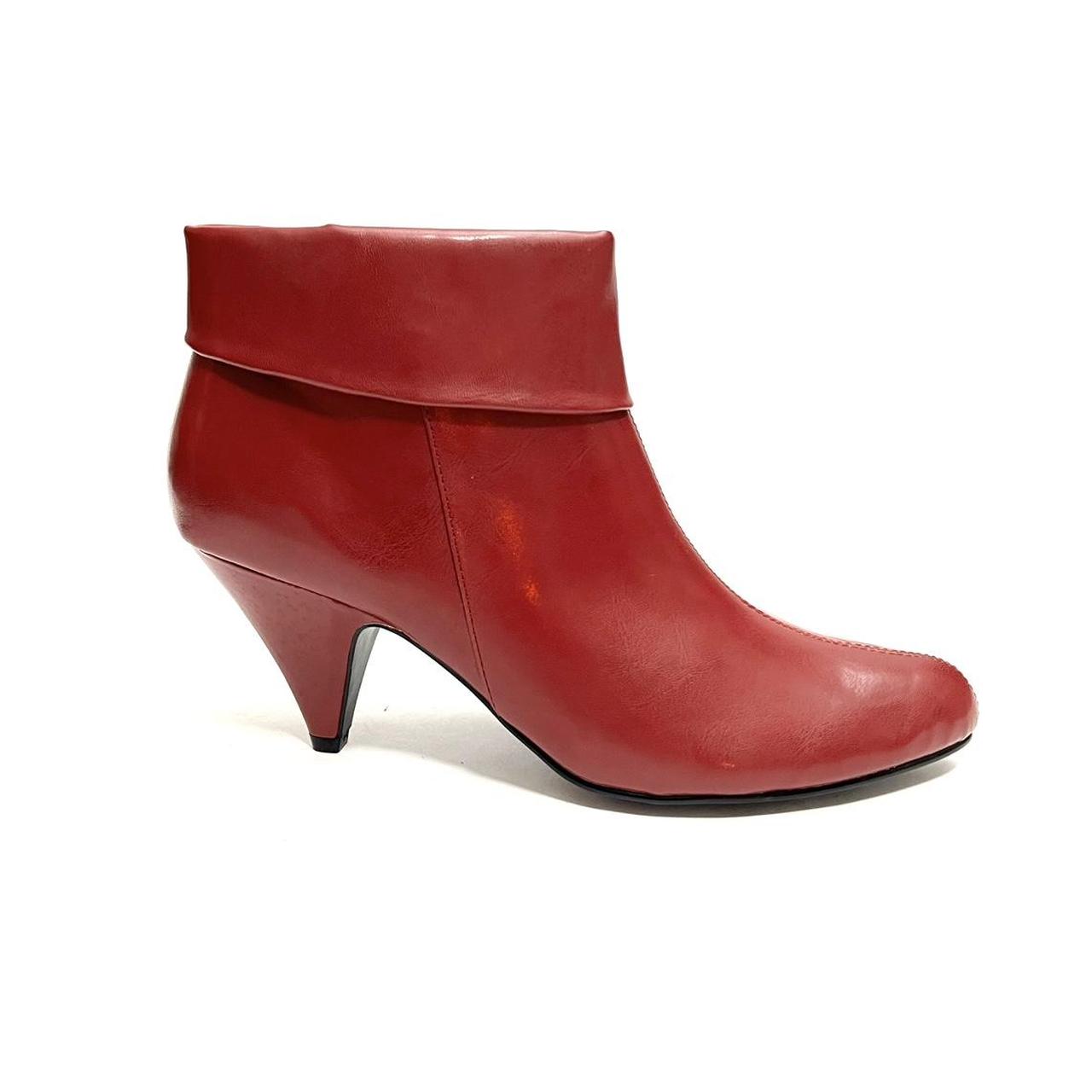 item listed by boltedvintage