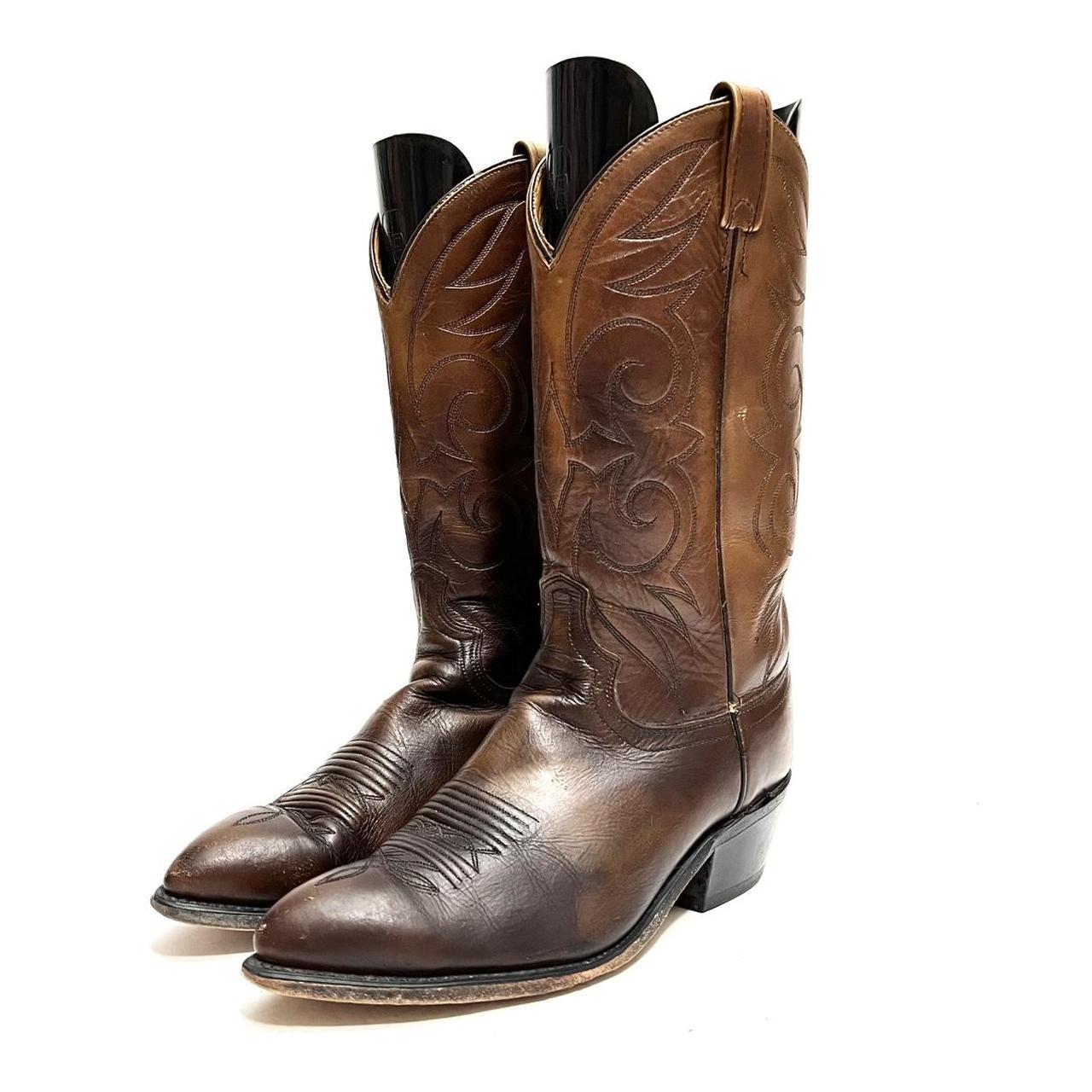 item listed by boltedvintage