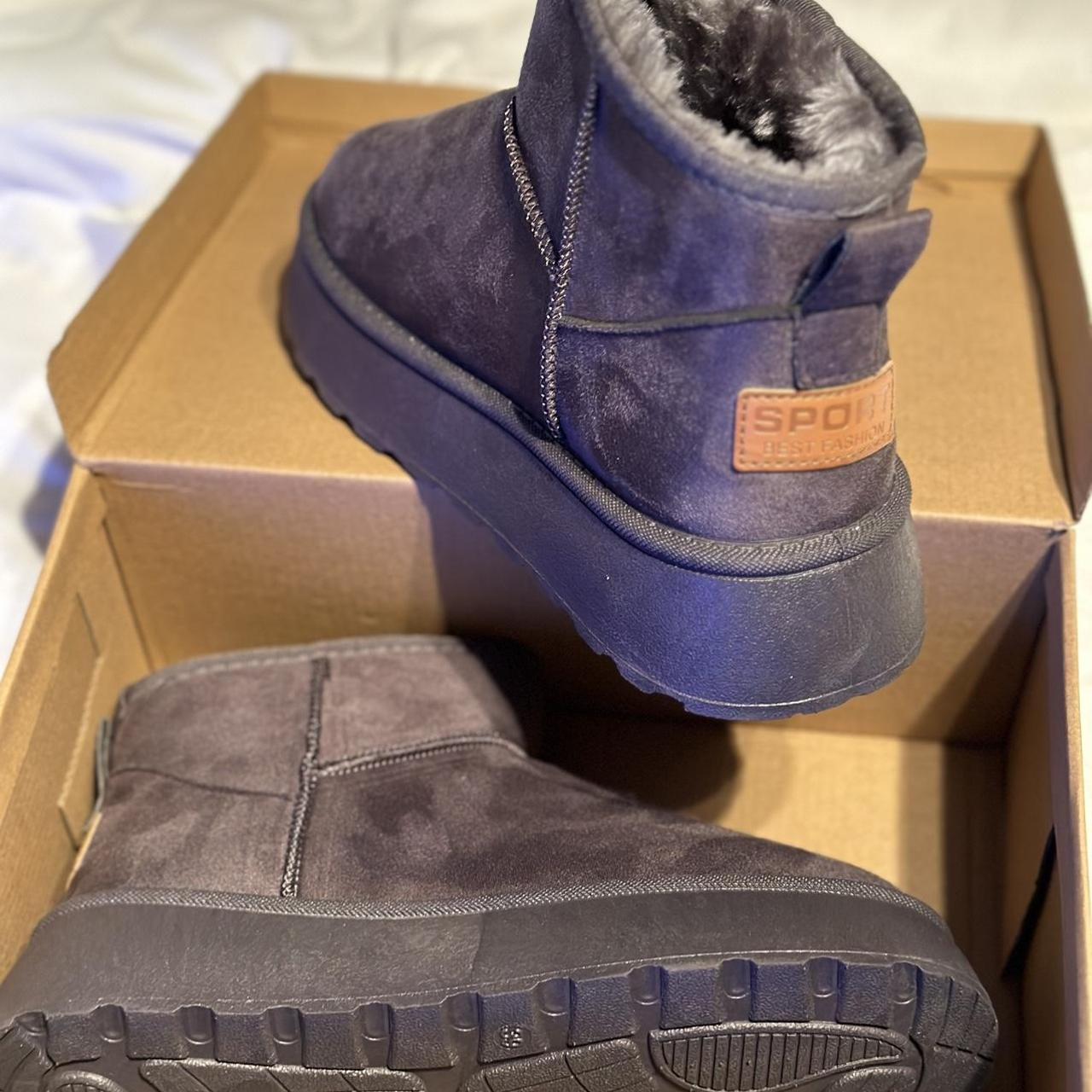 Grey ankle boots Size 6 but fit size 5 Payed £30... Depop