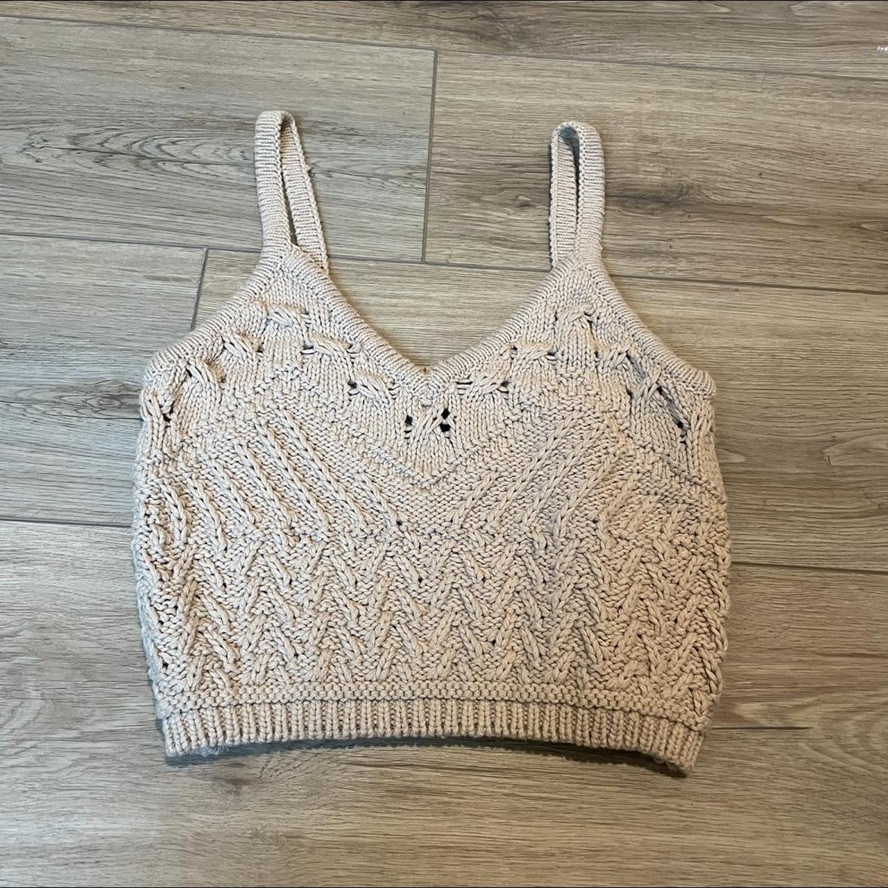 Express Women's Cream and Tan Crop-top | Depop