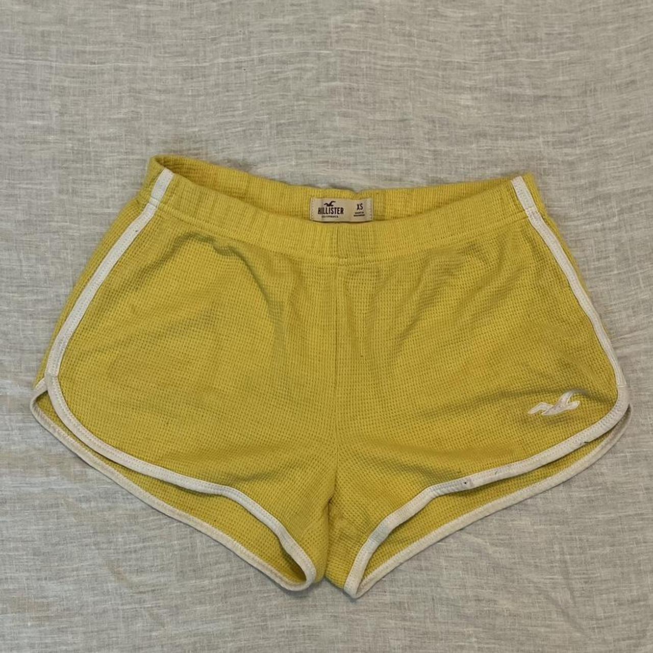 yellow hollister mini shorts size extra small 6