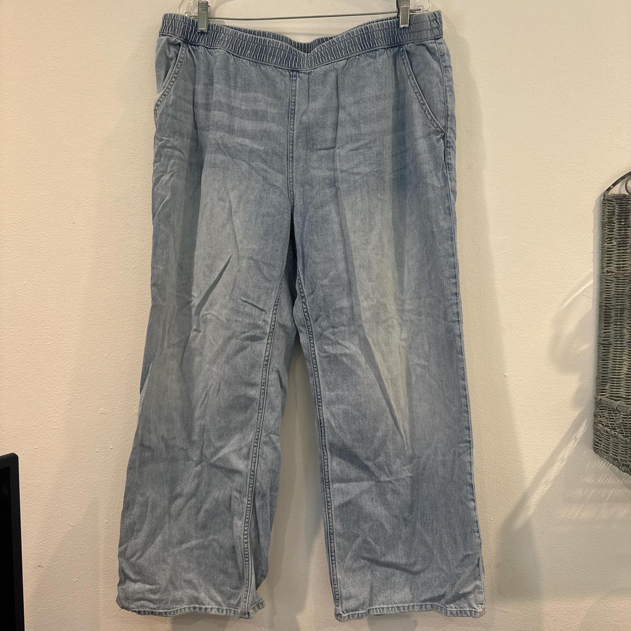 item listed by closetbyray
