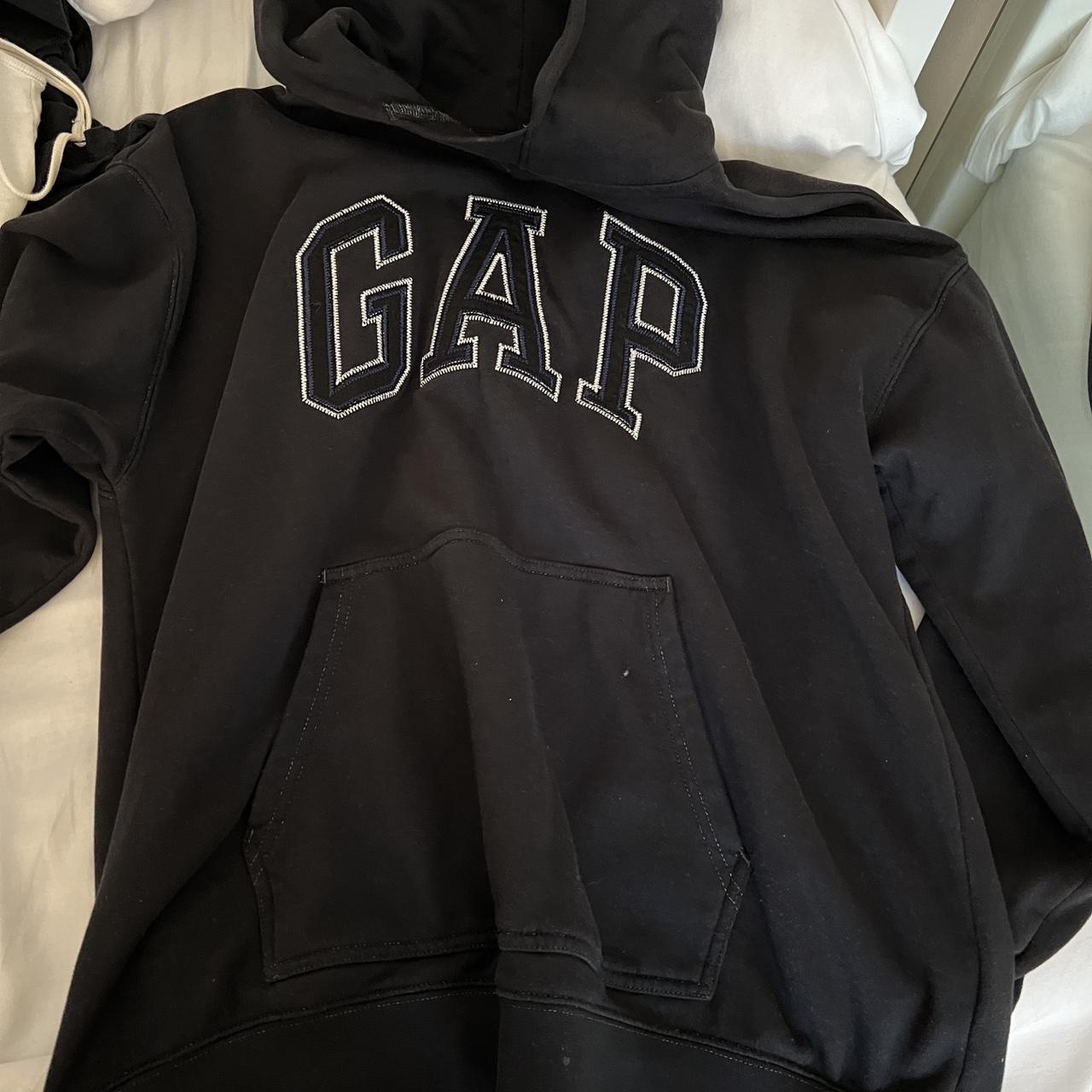 item listed by vickyysim