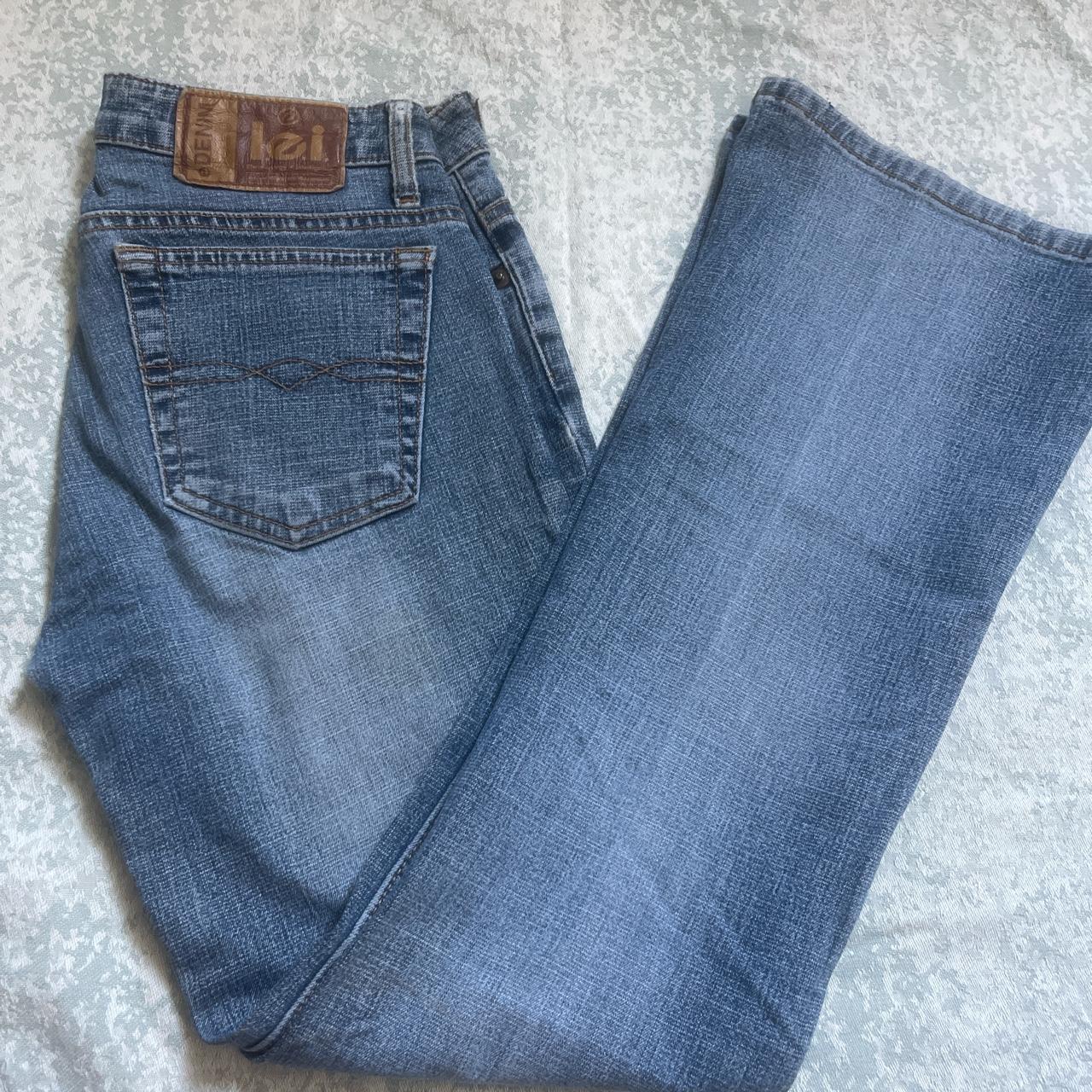 leí denim low rise flare jeans size 3 - Depop