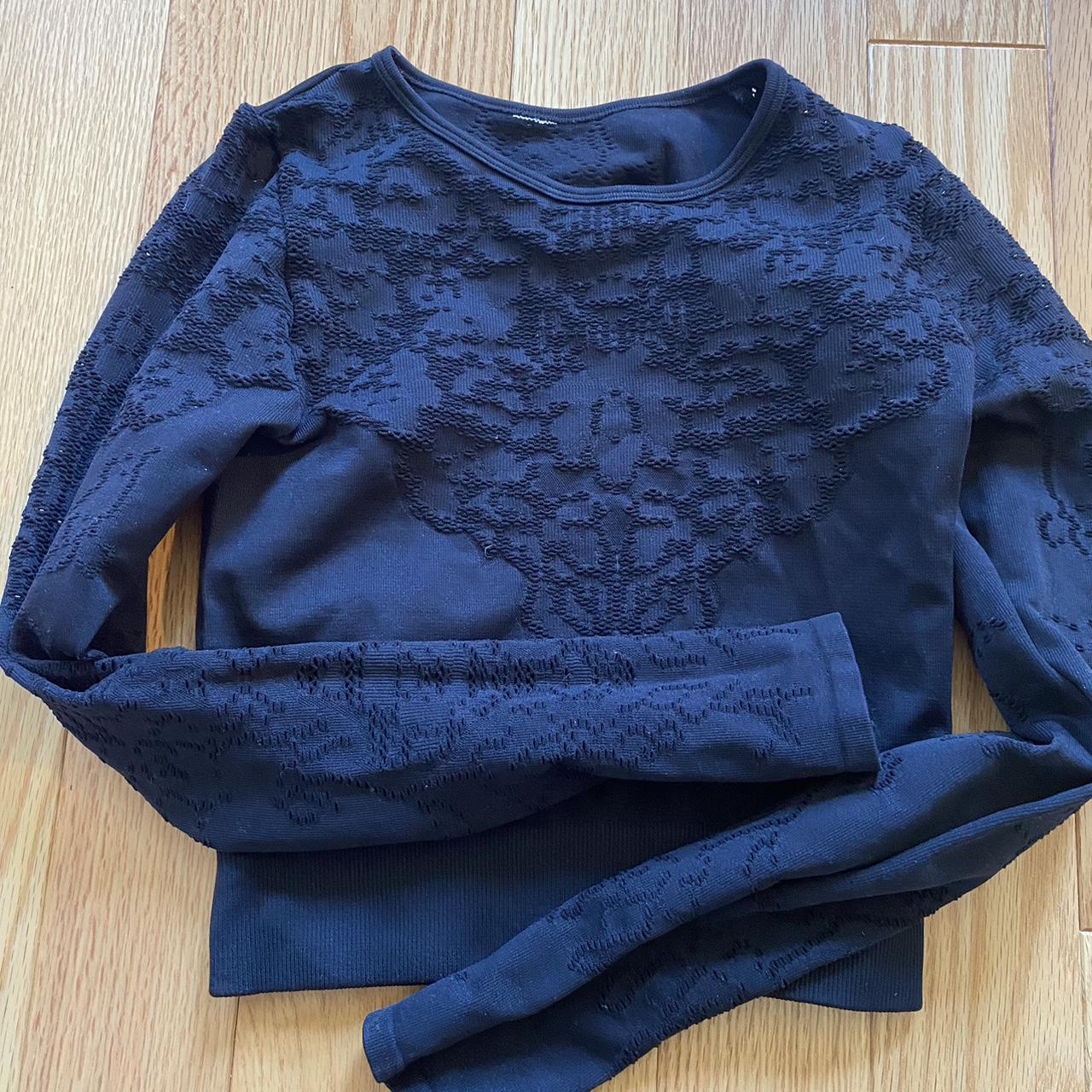 Black Stretch Athletic Crop Top. Size Xs. From... - Depop