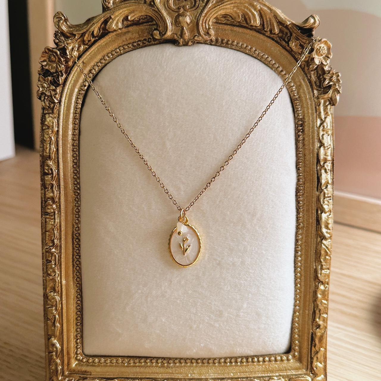 item listed by tristascloset