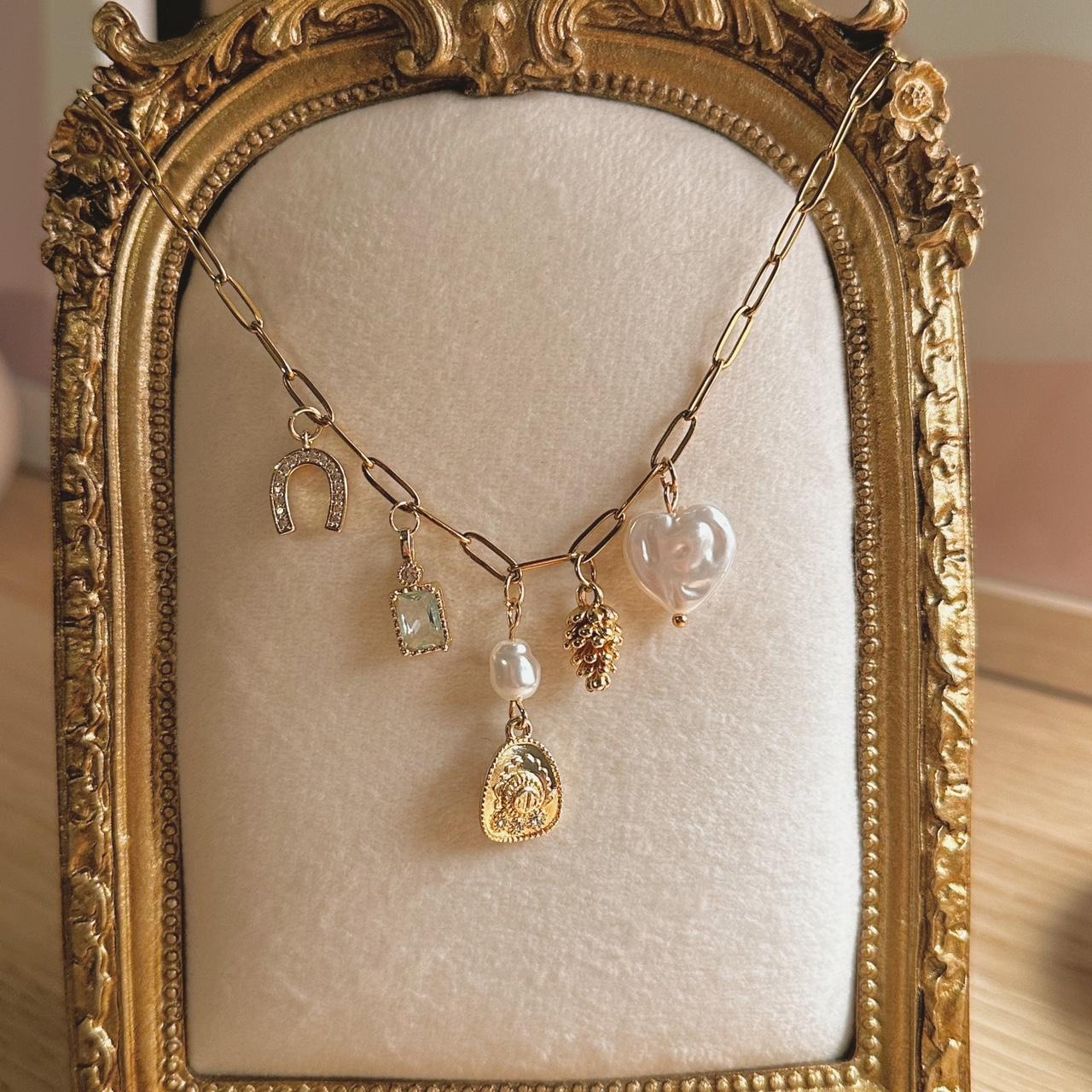 item listed by tristascloset