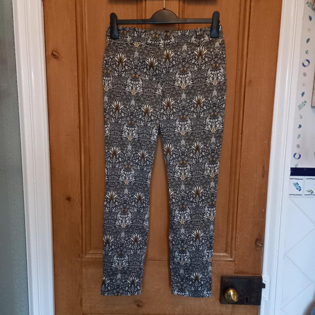 H M X William Morris patterned trousers Barely worn. Depop