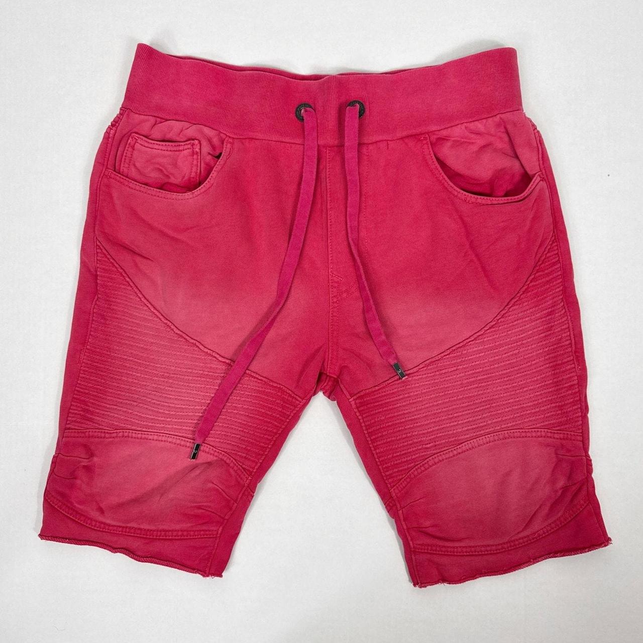 item listed by pipishco