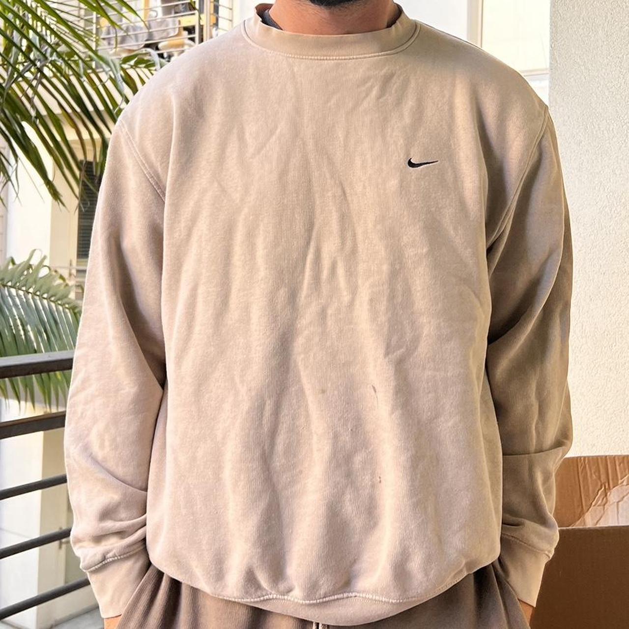 tan nike crewneck mens