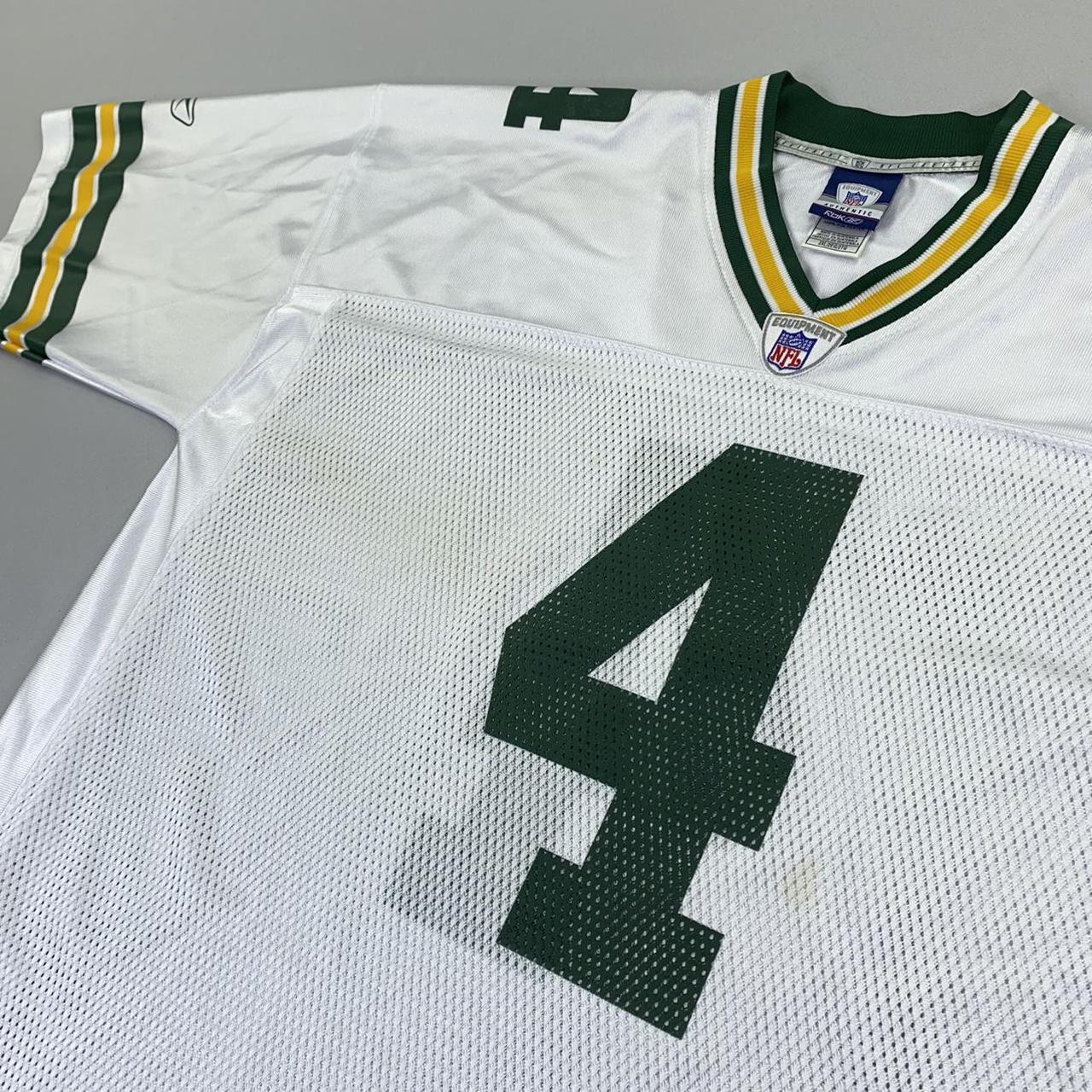 Vintage Brett Favre jersey shirt No size tag (fits - Depop