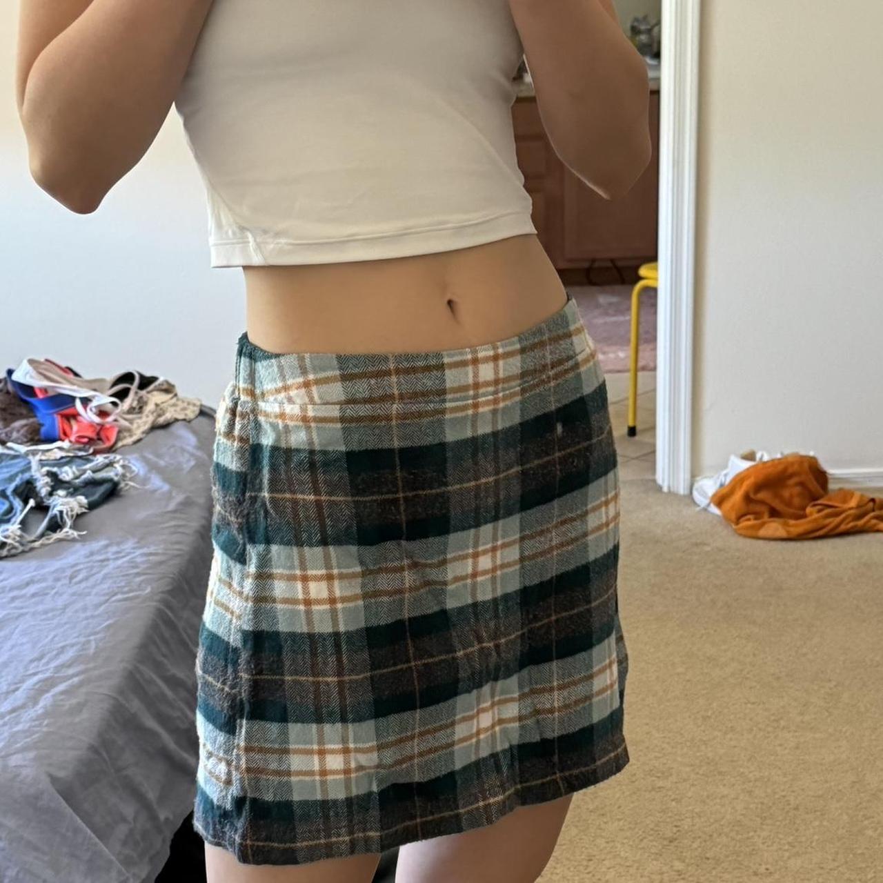 American Green and blue plaid mini skirt, Material