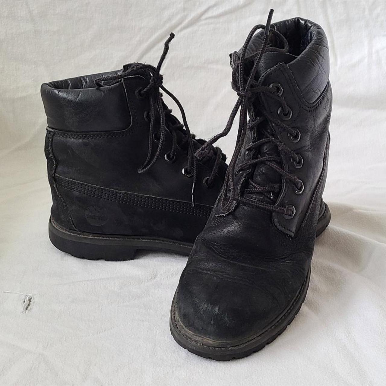 Timberland Women's Black Boots | Depop