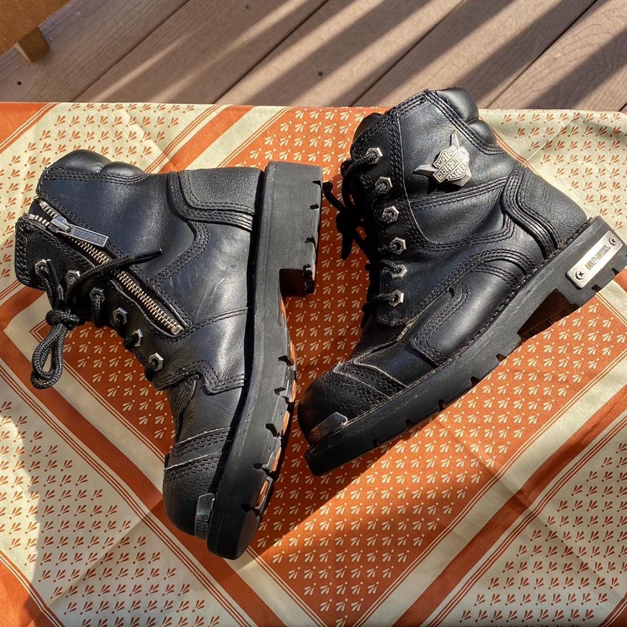 Harley Davidson Boots 
- black leather Harley boots...