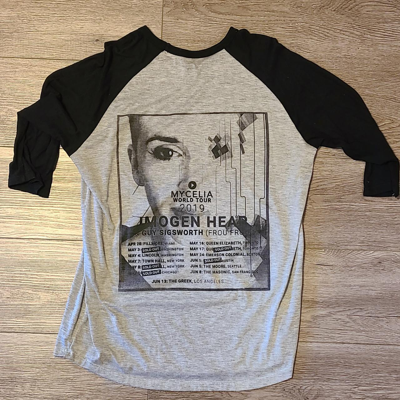 men-s-grey-and-black-t-shirt-depop