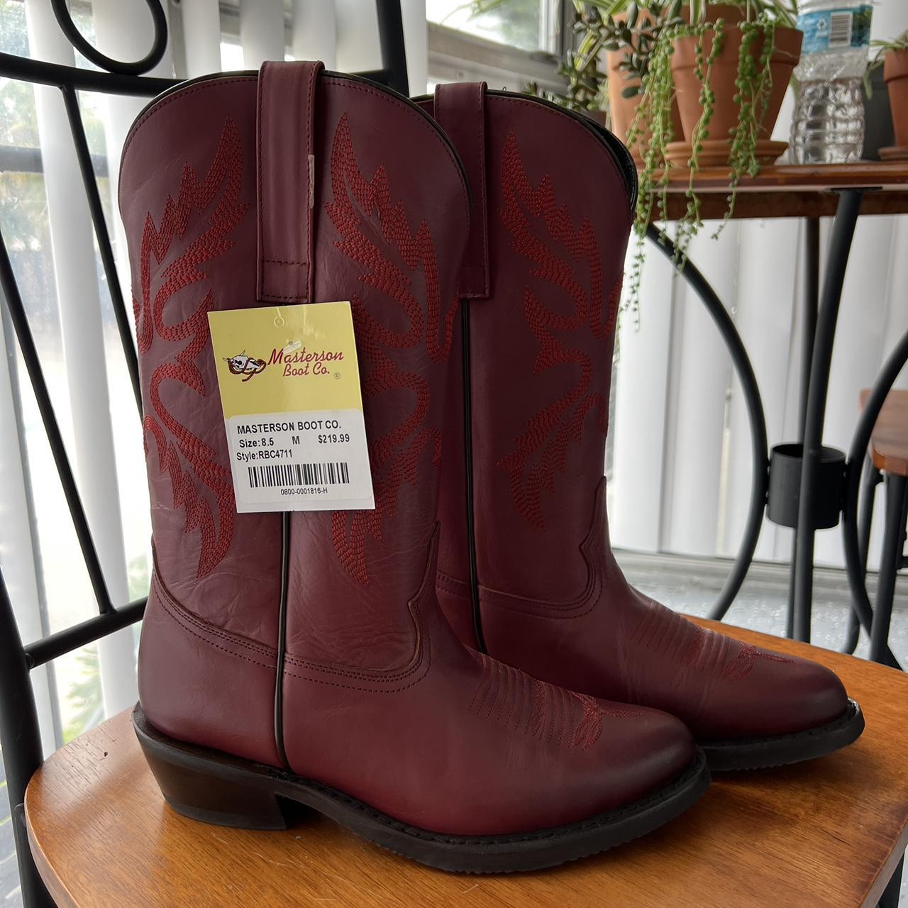 Ariat Women's Red and Burgundy Boots Depop