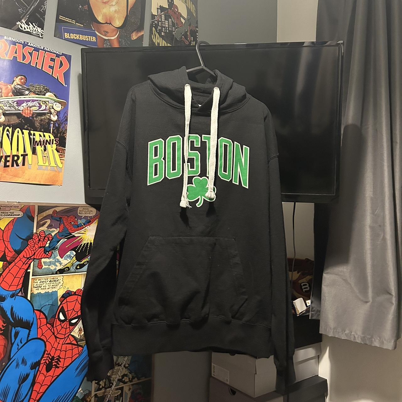 Vintage Nike Boston / Boston Bruins hoodie Men's - Depop