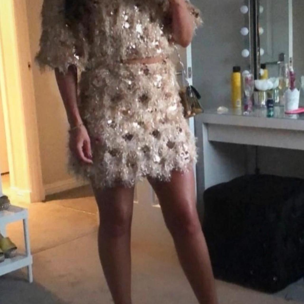 Zara Gold Sequin feather/fluffy skirt and Depop