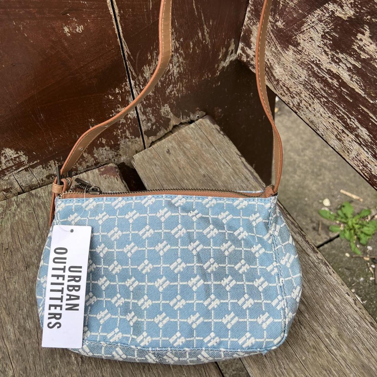 Vintage GAP corduroy bag Such a cute y2k vibe White | Depop